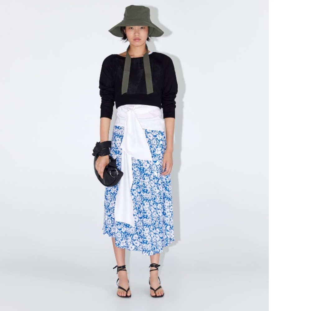 COPY - Zara women floral print skirt.
